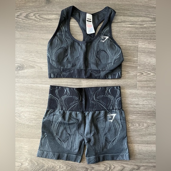 NWOT Gymshark Discontinued Mercury Set Size S - Picture 1 of 3